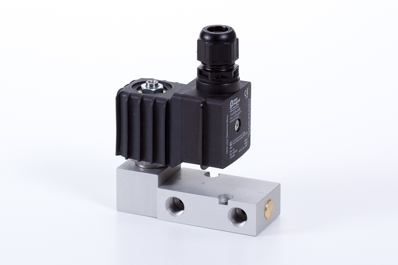 3/2 návrat pružinou