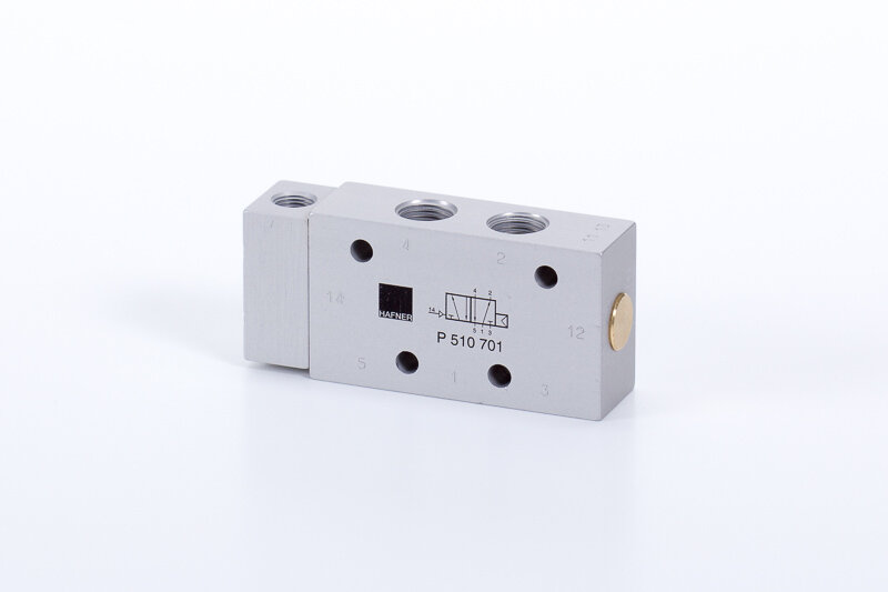 Pneumaticky riadený