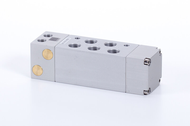 Dvojručné ovládanie