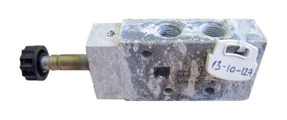 Hliníkový ventil po 720 hodinách v komore so soľným rozprašovaním